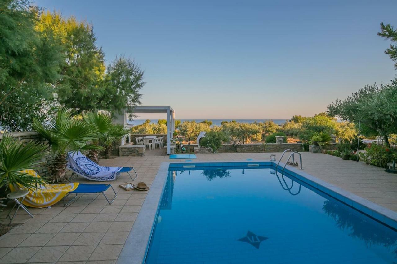 Vakantiehuis Traditional Stone - Private Swimming Pool Ierápetra